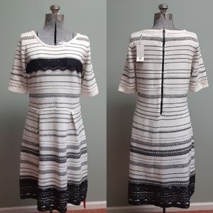 TORY BURCH 《Striped Sweater Dress》